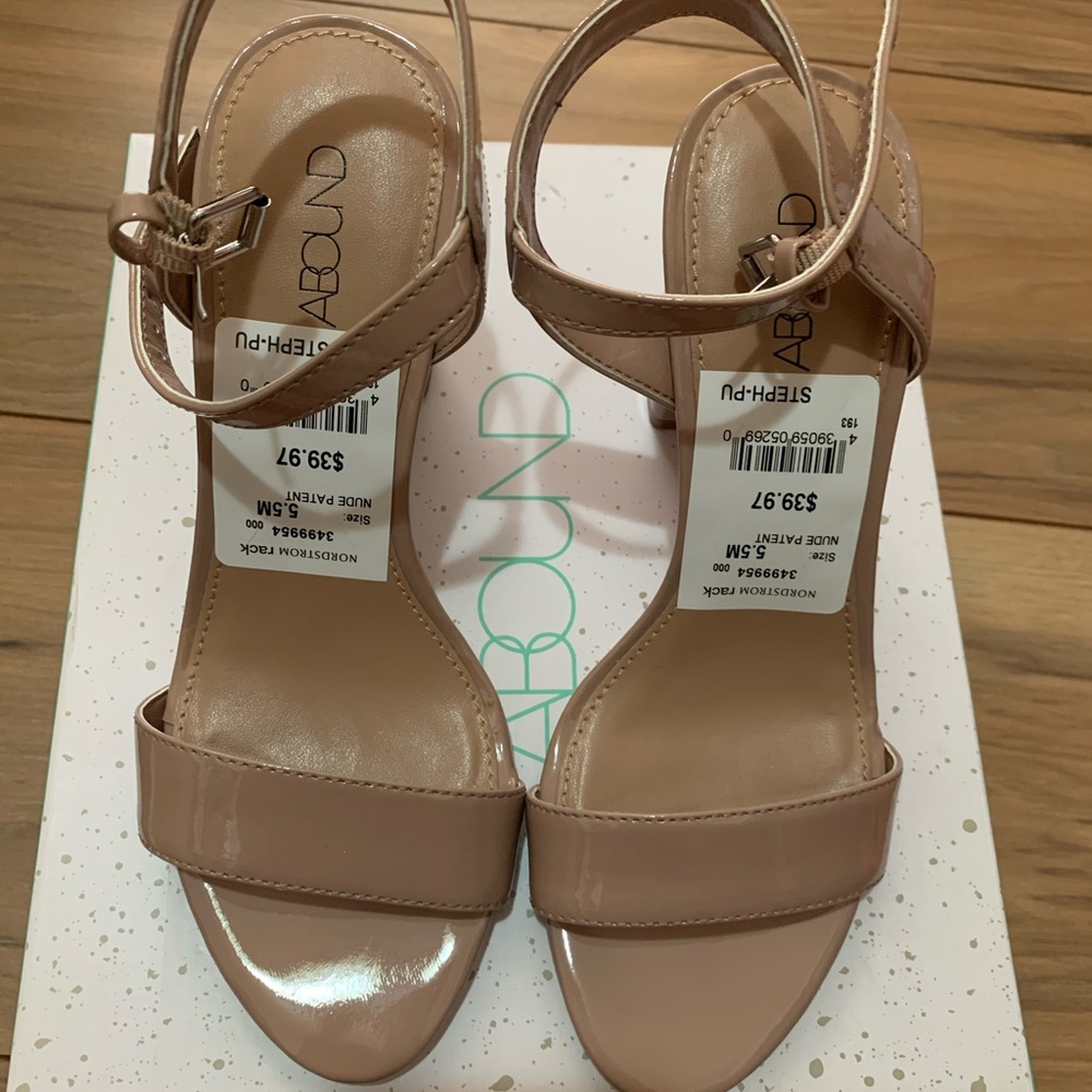 ABOUND Nude Patent Steph Block Heel